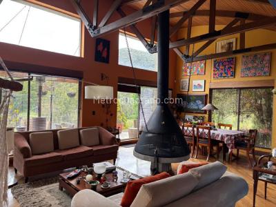 Casa de 3 alcobas en venta en La Calera, La Calera, 330 m² · foto 5 de 13