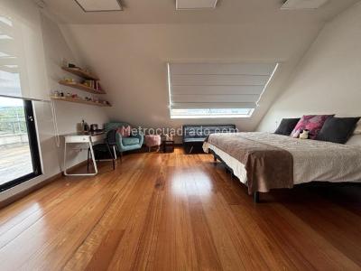 Casa de 4 alcobas en venta en Sotileza, Bogotá, 380 m² · foto 15 de 20