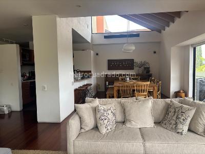 Casa de 3 alcobas en venta en La Calera, La Calera, 193 m² · foto 4 de 18