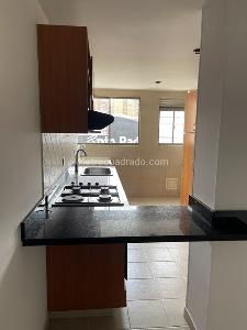 Apartamento de 3 alcobas en venta en Colina Campestre, Bogotá, 82 m² · foto 10 de 18