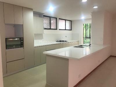 Apartamento de 3 alcobas en venta en Envigado Zuñiga (Lv), Envigado, 124 m² · foto 2 de 20
