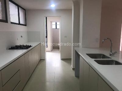 Apartamento de 3 alcobas en venta en Envigado Zuñiga (Lv), Envigado, 124 m² · foto 3 de 20