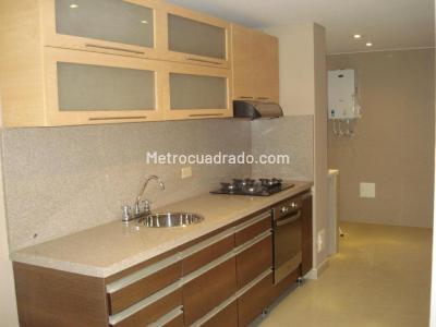 Apartamento de 2 alcobas en venta en Las Acacias, Bogotá, 124 m² · foto 4 de 13