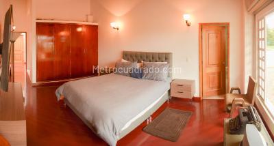 Casa de 5 alcobas en arriendo en Vereda Canelon, Cajicá, 865 m² · foto 10 de 20