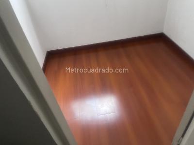 Apartamento de 2 alcobas en arriendo en Santa Barbara Central, Bogotá, 75 m² · foto 18 de 20
