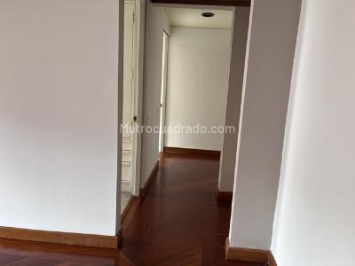 Apartamento de 2 alcobas en arriendo en Santa Barbara Central, Bogotá, 75 m² · foto 7 de 20