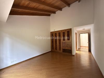 Casa de 4 alcobas en arriendo en Sindamanoy, Chía, 600 m² · foto 9 de 20