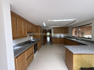 Casa de 4 alcobas en arriendo en Sindamanoy, Chía, 600 m² · foto 20 de 20