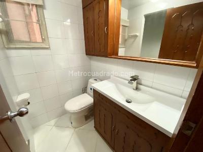 Apartamento de 1 alcoba en arriendo en Santa Barbara Central, Bogotá, 60 m² · foto 16 de 20
