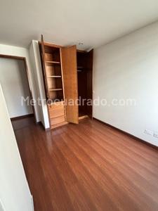 Apartamento de 2 alcobas en arriendo en Antiguo Country, Bogotá, 85 m² · foto 8 de 15