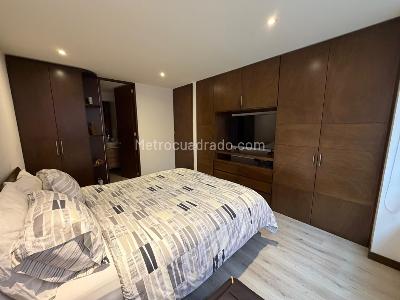 Apartaestudio en arriendo en Chico Navarra, Bogotá, 50 m² · foto 12 de 16