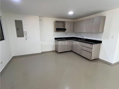 Apartamento de 4 alcobas en venta en Cabañas, Bello, 120 m² · foto 2 de 18
