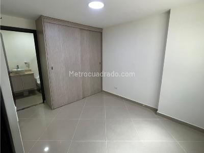 Apartamento de 4 alcobas en venta en Cabañas, Bello, 120 m² · foto 3 de 18