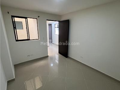Apartamento de 4 alcobas en venta en Cabañas, Bello, 120 m² · foto 7 de 18