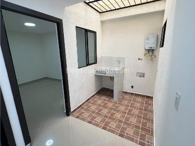 Apartamento de 4 alcobas en venta en Cabañas, Bello, 120 m² · foto 16 de 18