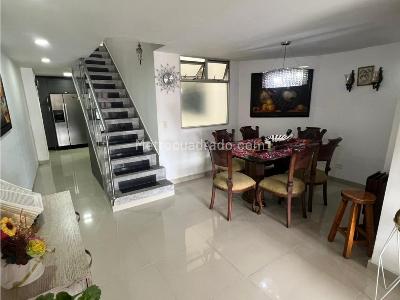 Apartamento de 3 alcobas en venta en Mayorca, Sabaneta, 112 m² · foto 2 de 20