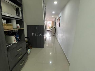 Apartamento de 3 alcobas en venta en Mayorca, Sabaneta, 112 m² · foto 4 de 20