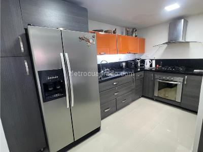 Apartamento de 3 alcobas en venta en Mayorca, Sabaneta, 112 m² · foto 9 de 20