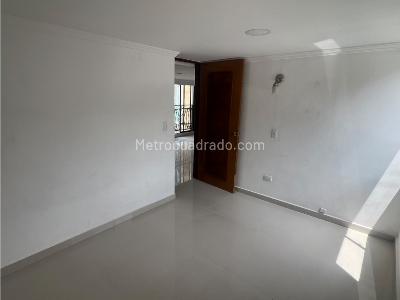 Apartamento de 3 alcobas en venta en La Aldea, Bello, 85 m² · foto 3 de 13