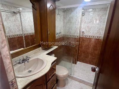 Apartamento de 3 alcobas en venta en La Aldea, Bello, 85 m² · foto 11 de 13