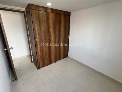 Apartamento de 2 alcobas en venta en Obra 2000, Bello, 54 m² · foto 4 de 12