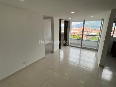Apartamento de 2 alcobas en venta en Obra 2000, Bello, 54 m² · foto 10 de 12
