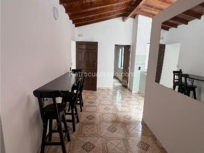 Apartamento de 2 alcobas en venta en Barrio Nuevo, Bello, 76 m² · foto 5 de 18