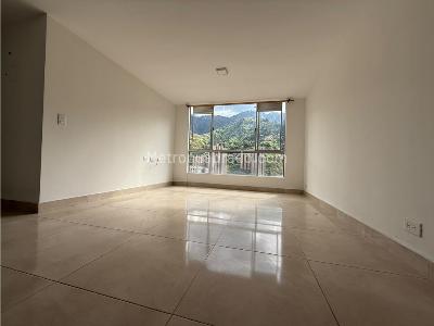 Apartamento de 3 alcobas en venta en El Trapiche, Bello, 54 m² · foto 11 de 11