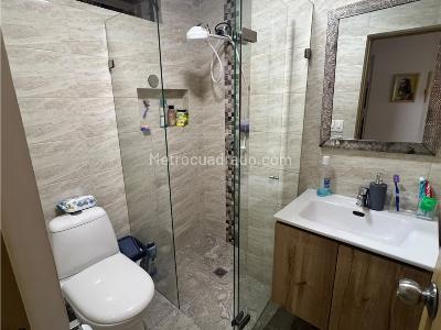 Apartamento de 4 alcobas en venta en Cabañas, Bello, 85 m² · foto 7 de 19