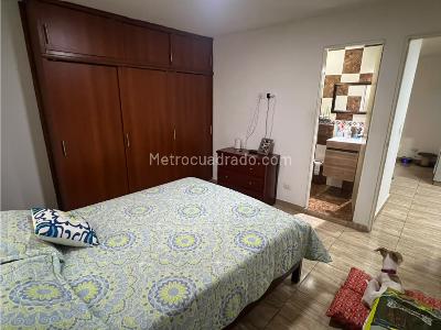 Apartamento de 4 alcobas en venta en Cabañas, Bello, 85 m² · foto 11 de 19