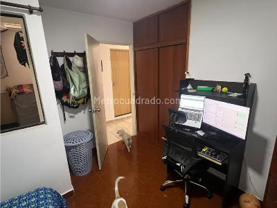 Apartamento de 4 alcobas en venta en Cabañas, Bello, 85 m² · foto 17 de 19