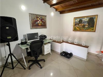 Casa de 3 alcobas en venta en Cabañas, Bello, 112 m² · foto 6 de 20