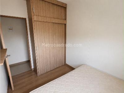 Apartamento de 3 alcobas en venta en Norteamerica, Bello, 64 m² · foto 12 de 16