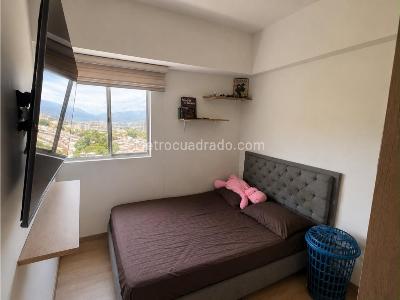 Apartamento de 3 alcobas en venta en Norteamerica, Bello, 64 m² · foto 13 de 16