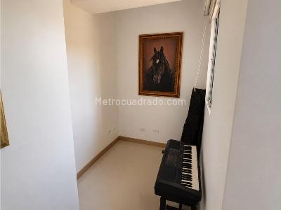 Apartamento de 3 alcobas en venta en Norteamerica, Bello, 64 m² · foto 6 de 16