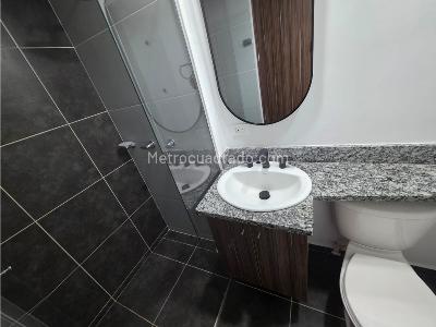 Apartamento de 3 alcobas en venta en Ciudad Niquia, Bello, 104 m² · foto 8 de 11
