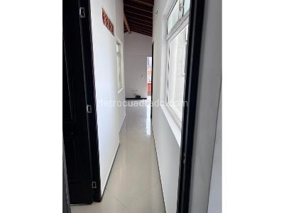 Apartamento de 2 alcobas en venta en Mayorca, Sabaneta, 57 m² · foto 3 de 11