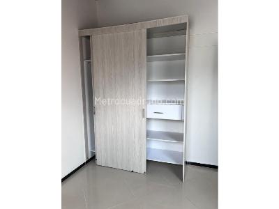 Apartamento de 2 alcobas en venta en Mayorca, Sabaneta, 57 m² · foto 8 de 11