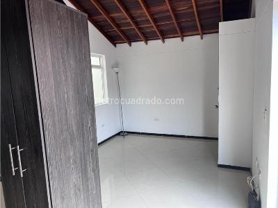 Apartamento de 2 alcobas en venta en Mayorca, Sabaneta, 57 m² · foto 9 de 11