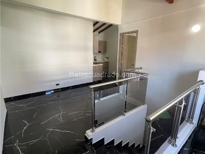 Apartamento de 3 alcobas en venta en Florencia, Medellín, 75 m² · foto 12 de 16