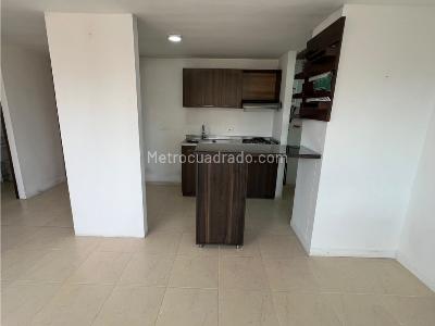 Apartamento de 2 alcobas en venta en Amazonia, Bello, 54 m² · foto 3 de 14