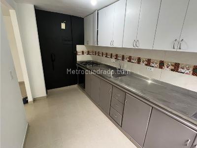 Apartamento de 3 alcobas en venta en Belen Miravalle, Medellín, 120 m² · foto 2 de 20