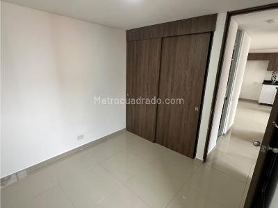 Apartamento de 3 alcobas en venta en Robledo Pajarito, Medellín, 42 m² · foto 5 de 12