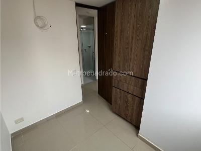 Apartamento de 3 alcobas en venta en Robledo Pajarito, Medellín, 42 m² · foto 6 de 12