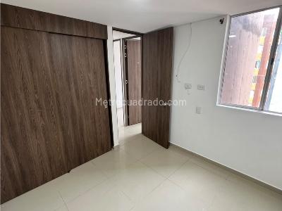 Apartamento de 3 alcobas en venta en Robledo Pajarito, Medellín, 42 m² · foto 9 de 12