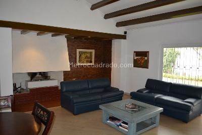 Casa de 5 alcobas en venta en Alhambra, Bogotá, 315 m² · foto 9 de 11