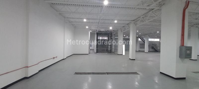 Bodega en Arriendo, Prado Veraniego Suba, Bogotá D.C. - Więcej
