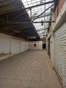 Local comercial, 2000 m²