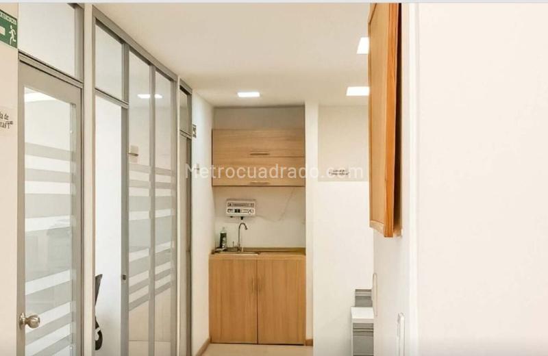 Oficina en Arriendo, LA PORCIUNCULA, Bogotá D.C. - Vista 4