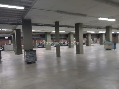 Warehouse for rent in MONTEVIDEO, Bogotá